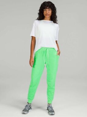 186. Lululemon Scuba High-Rise French Terry Jogger Neon Garment Dye Scream Green